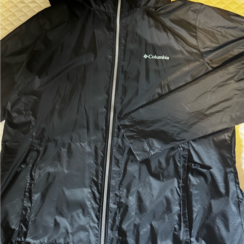 Columbia Hooded Rain Jacket